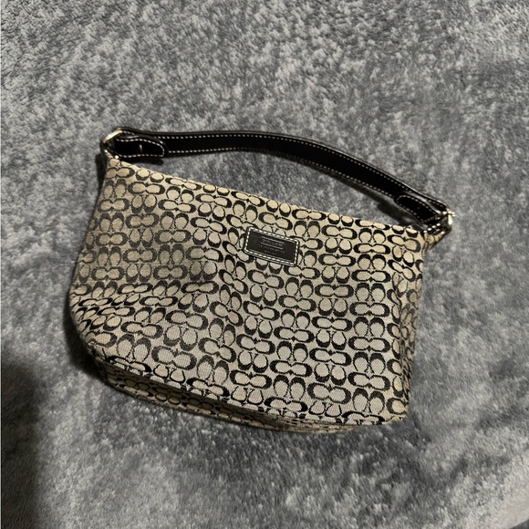 Coach Black and Gray Signature Shoulder Bag - Picture 2 of 14